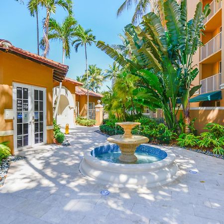 Lux Condo At Yacht Club 10 Min From Beach Miami Exterior foto